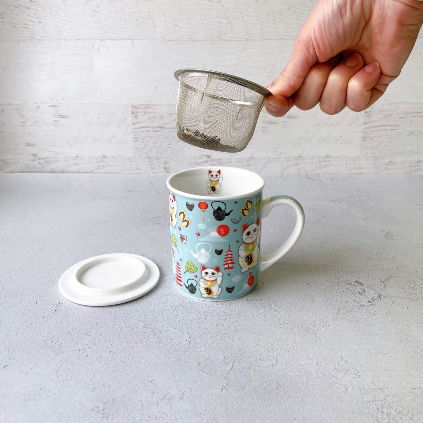 Tea Mug "Lucky Cat" with stainless steel strainer - Tico Coffee Roasters